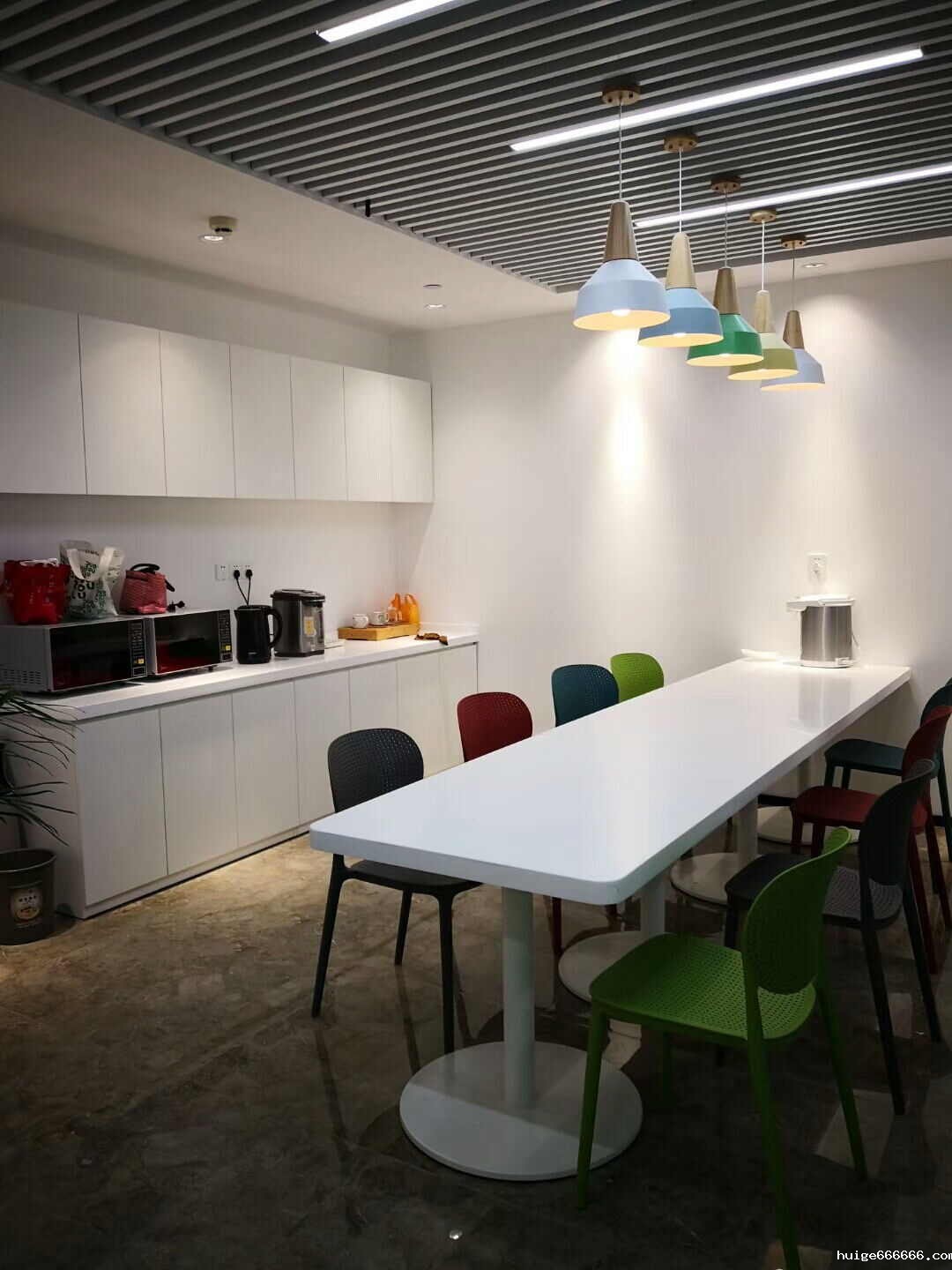 loft休闲区装修效果的图片